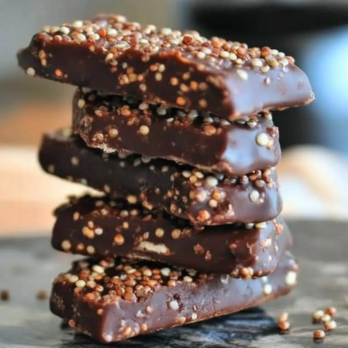 Guilt-Free Quinoa Crunch Bars: Indulgent Vegan Treats at Home 1